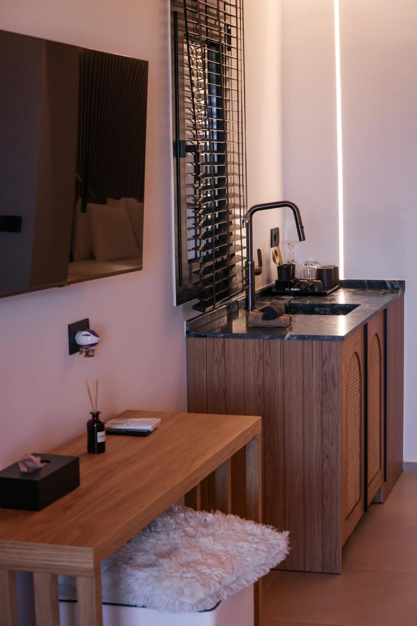Queen Kalliopi Suites Plintri Exterior foto